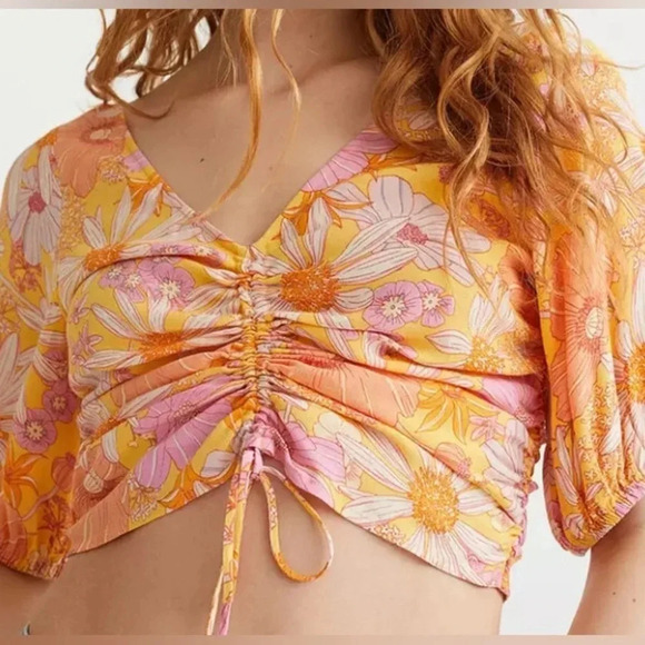 H&M Floral V-neck Size Medium NWT - Picture 1 of 4